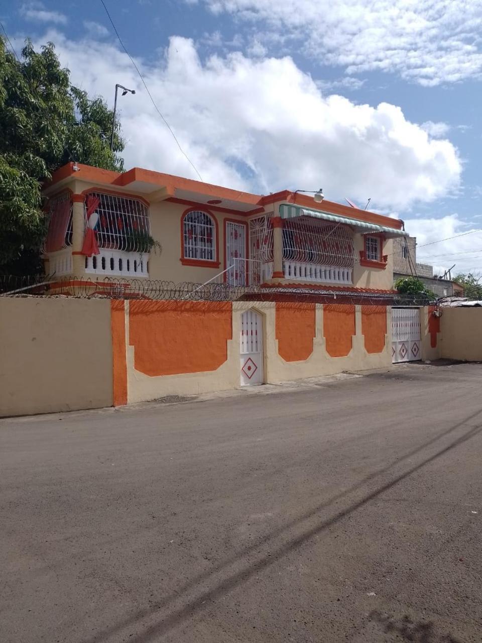Bchome Hostal โบกา ชิกา ภายนอก รูปภาพ