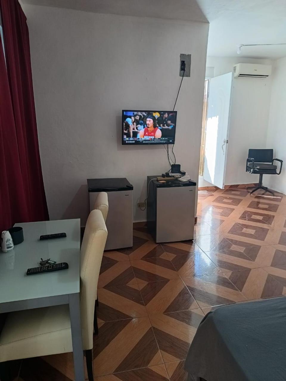 Bchome Hostal โบกา ชิกา ภายนอก รูปภาพ